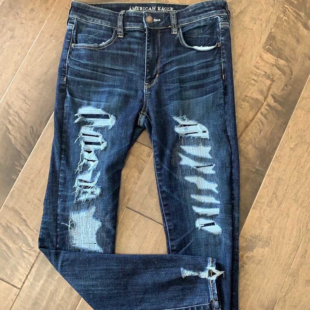 American Eagle Skinny ripped Jeans Size 8